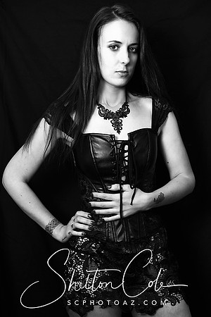 4M2B6732-BW