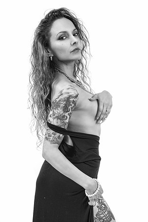4M2B0235-BW