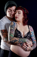 Nicole & Carlos Maternity