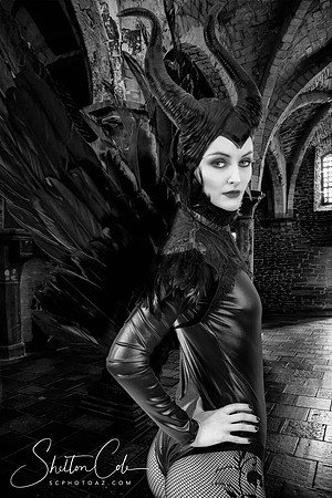 4M2B0069-BW